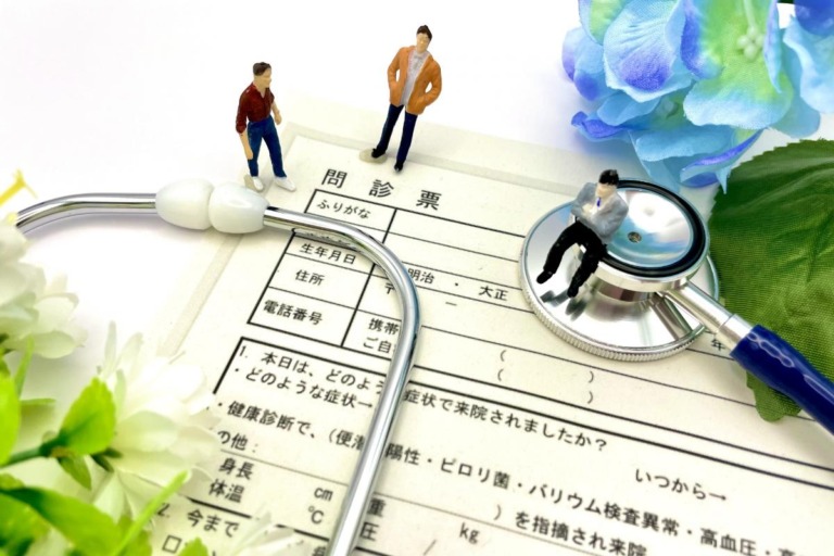 問診票の作り方を徹底解説！設問例とWEB対応までの全手順